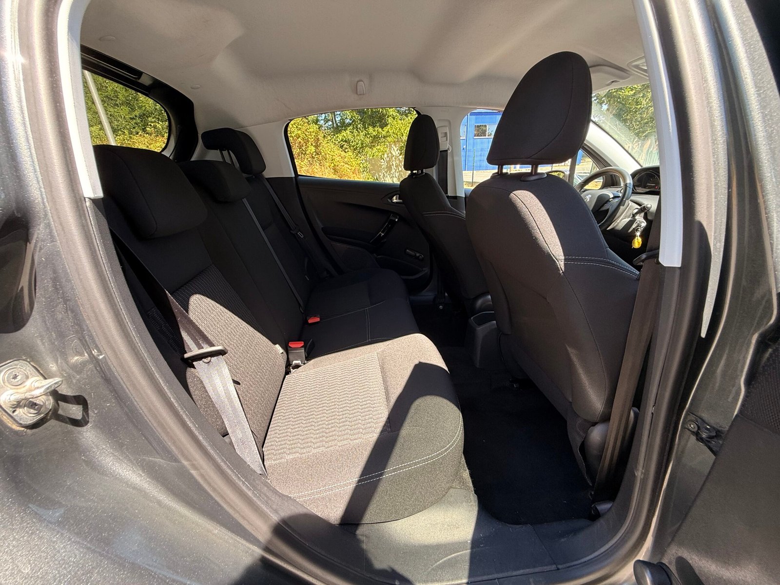 PEUGEOT 208 I Phase 2 5 Portes 1.2 VTi 82 cv / Style