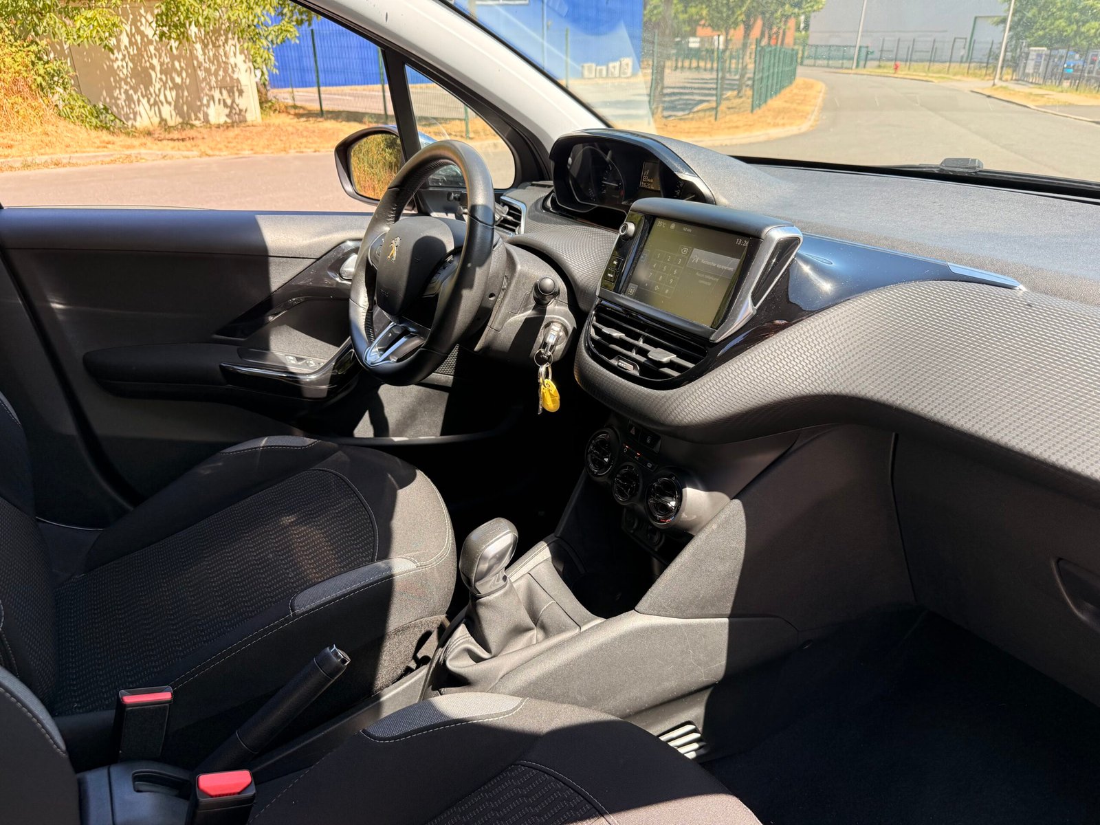 PEUGEOT 208 I Phase 2 5 Portes 1.2 VTi 82 cv / Style