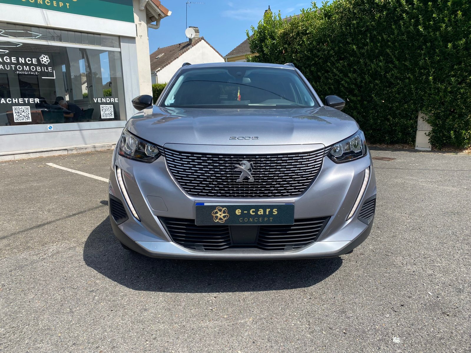 PEUGEOT e-2008 Style 100kW 136 cv Boîte auto