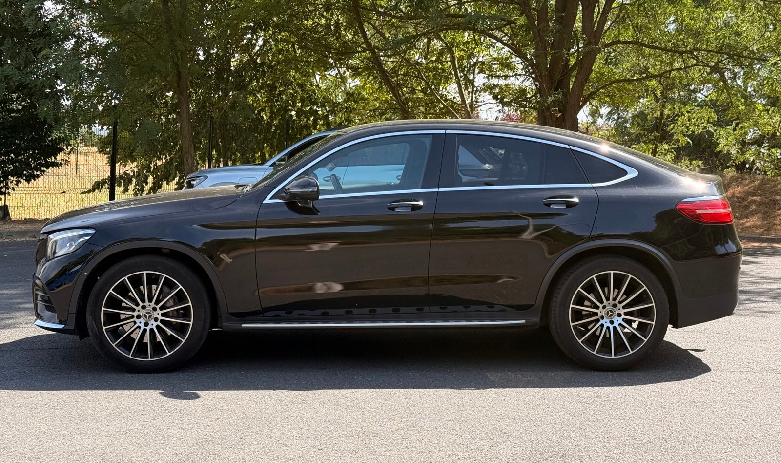 MERCEDES-BENZ Classe GLC Coupé 250 d 2.1 d 4MATIC 9G-Tronic 204 cv Boîte auto / Sportline