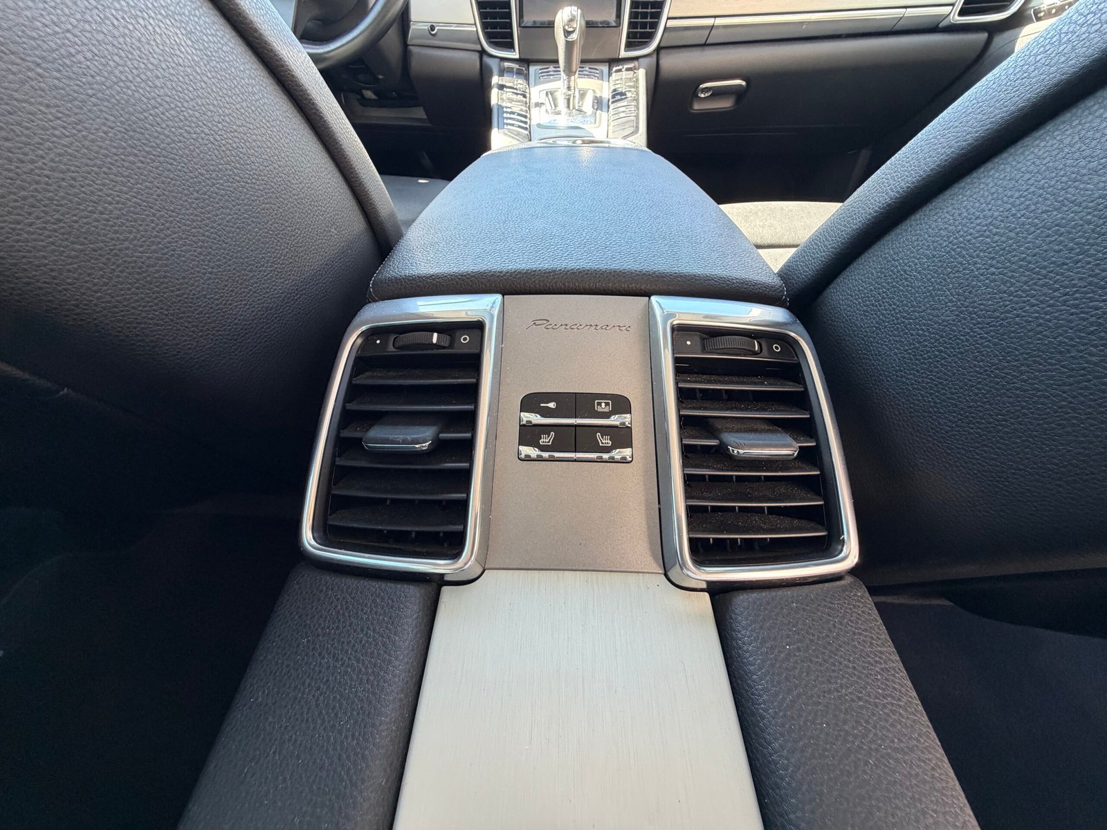 PORSCHE Panamera S 4.8 i V8 400 cv Boîte auto