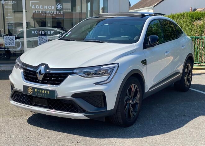 RENAULT Arkana RS Line E-TECH 1.6 145 Hybrid Boîte auto