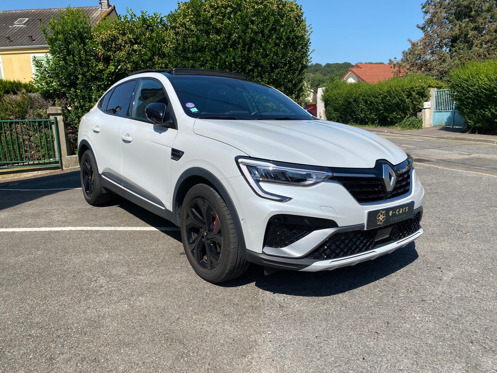 RENAULT Arkana RS Line E-TECH 1.6 145 Hybrid Boîte auto