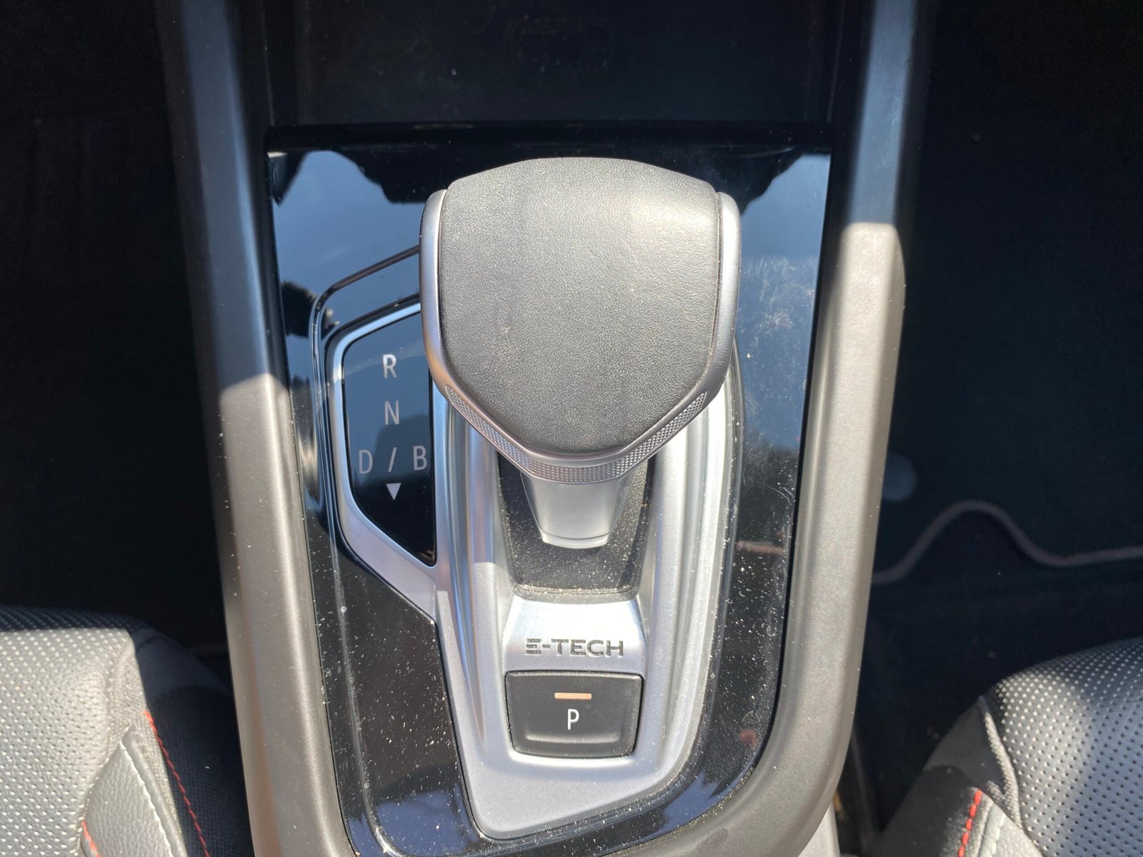 RENAULT Arkana RS Line E-TECH 1.6 145 Hybrid Boîte auto