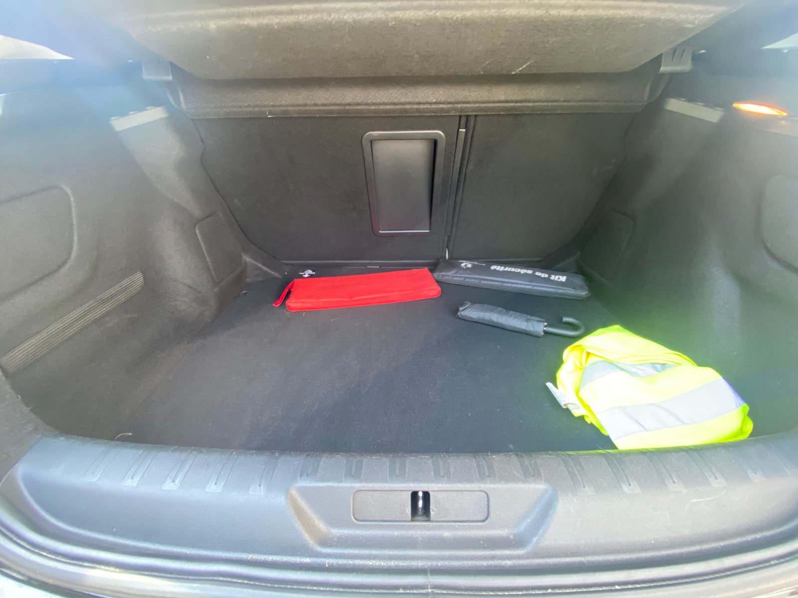 PEUGEOT 308 Allure Phase II 1.2 THP Puretech 130 cv