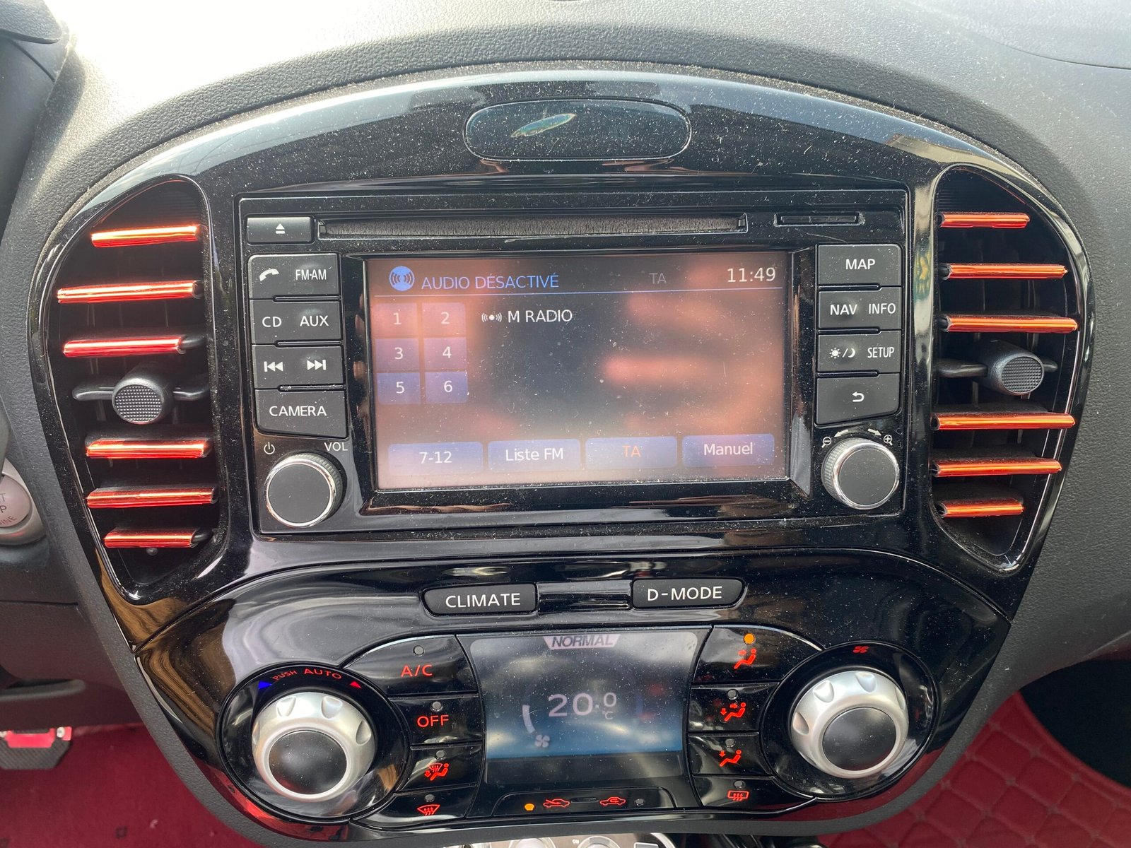 NISSAN Juke Tekna 1.5 dCi 110 cv