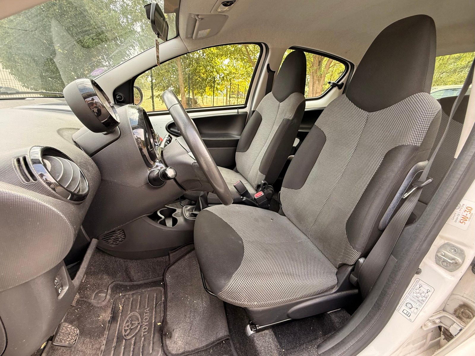 TOYOTA Aygo I  5 Portes 1.0 VVTi 68 cv / Dynamic