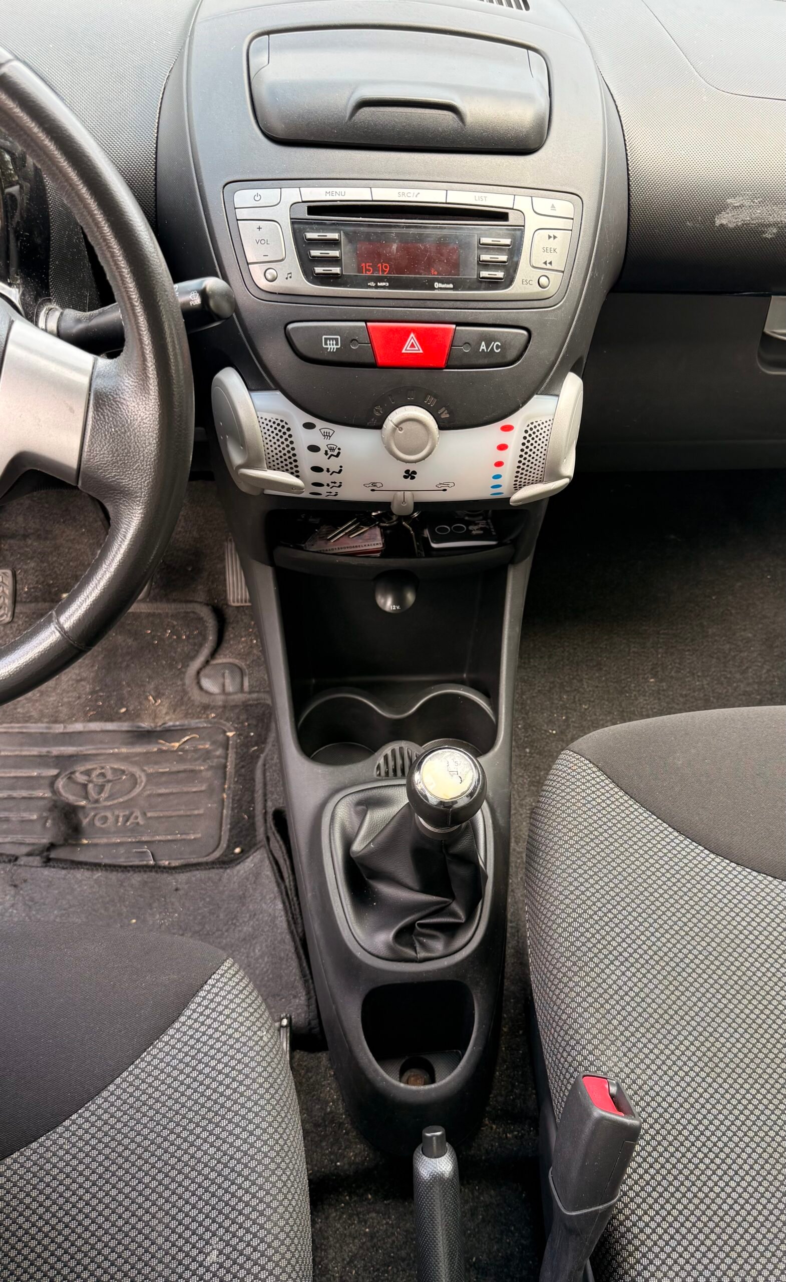 TOYOTA Aygo I  5 Portes 1.0 VVTi 68 cv / Dynamic