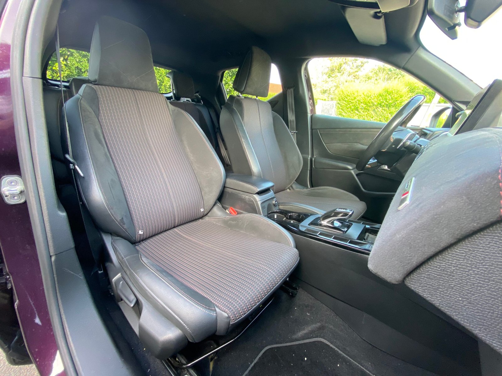 DS DS3 Crossback Performance Line 1.2 THP Puretech EAT8 131 cv Boîte auto