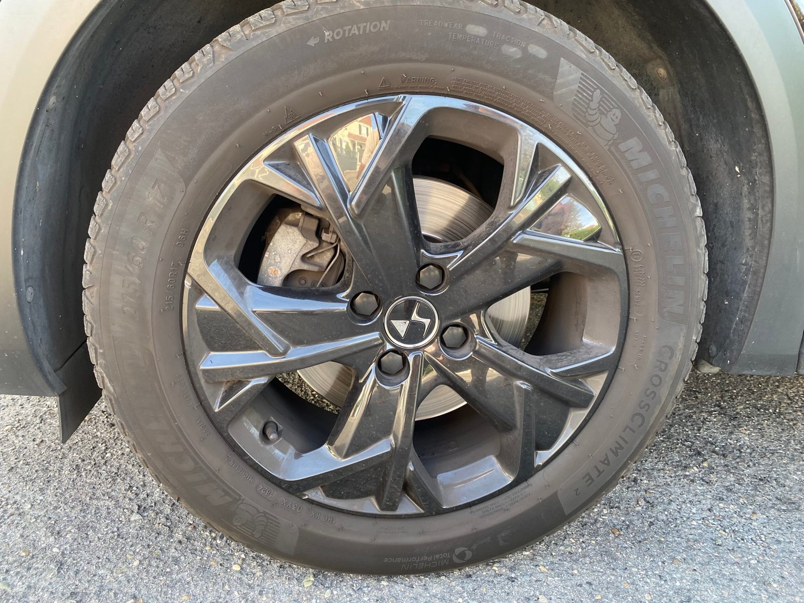 DS DS3 Crossback Performance Line 1.2 THP Puretech EAT8 131 cv Boîte auto