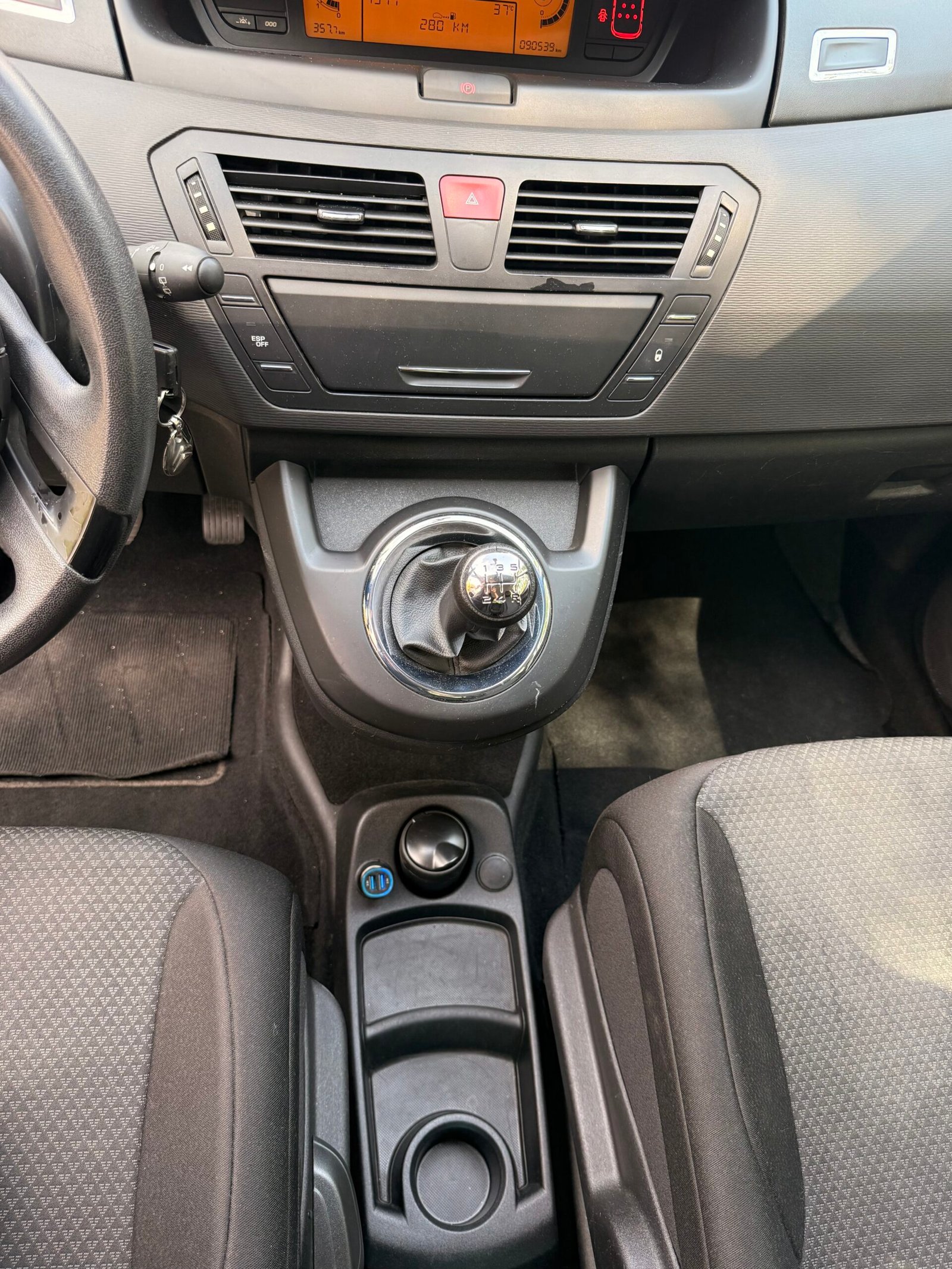 CITROËN C4 Picasso 1.6 VTi 120 cv / Attraction