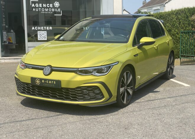 VOLKSWAGEN Golf 8 VIII GTD 2.0 TDi DSG7 200 cv Boîte auto