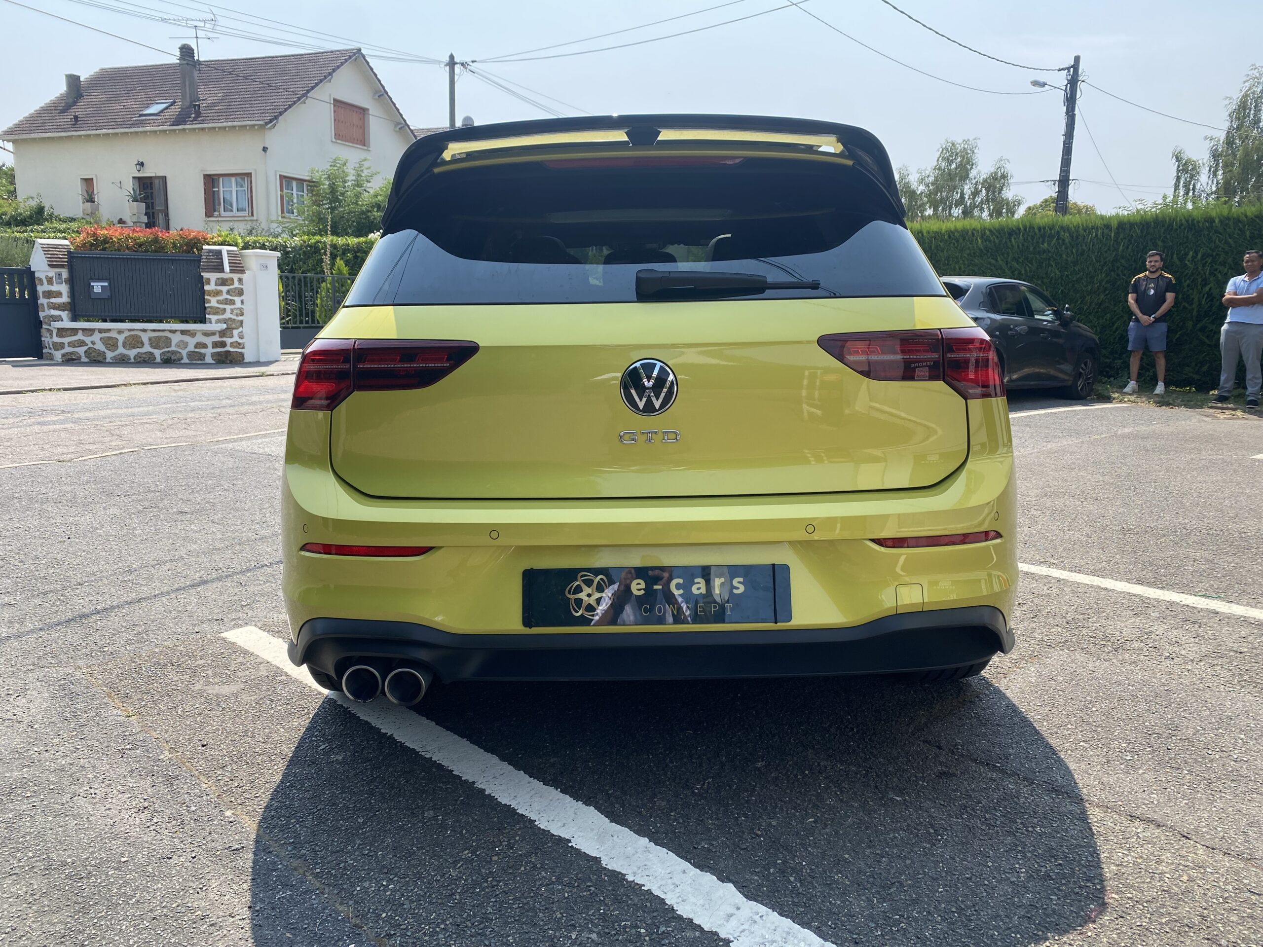 VOLKSWAGEN Golf 8 VIII GTD 2.0 TDi DSG7 200 cv Boîte auto