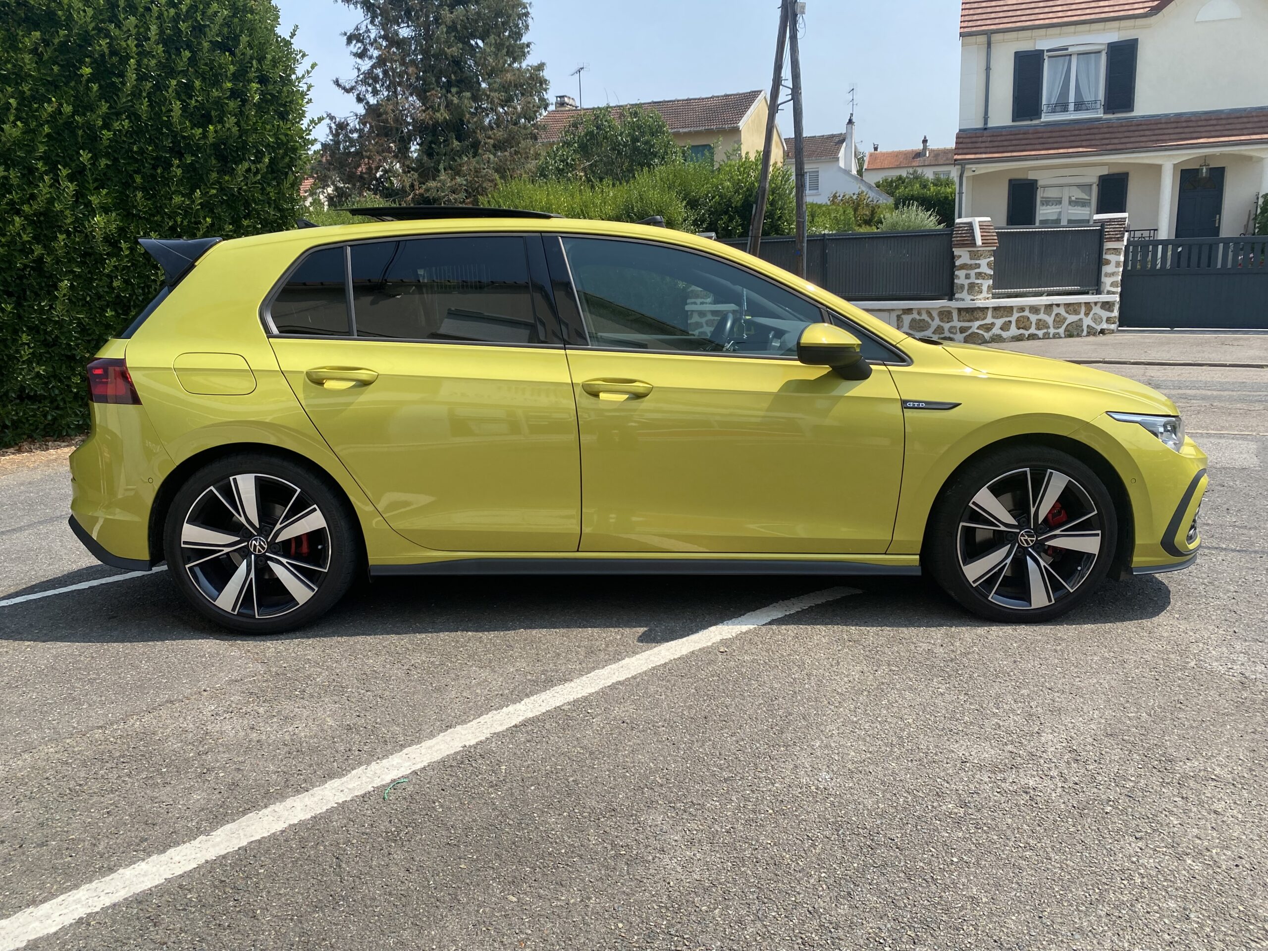 VOLKSWAGEN Golf 8 VIII GTD 2.0 TDi DSG7 200 cv Boîte auto