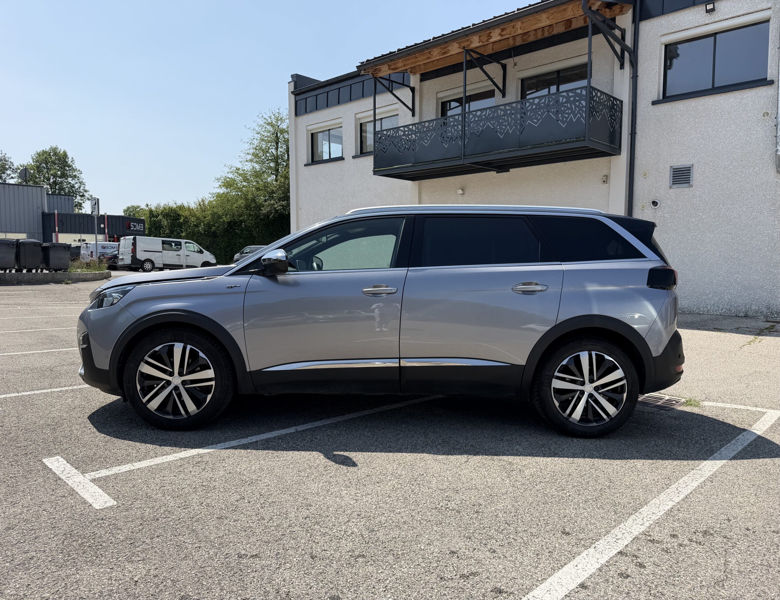 PEUGEOT 5008 GT 2.0 BlueHDi EAT8 S&S 180cv