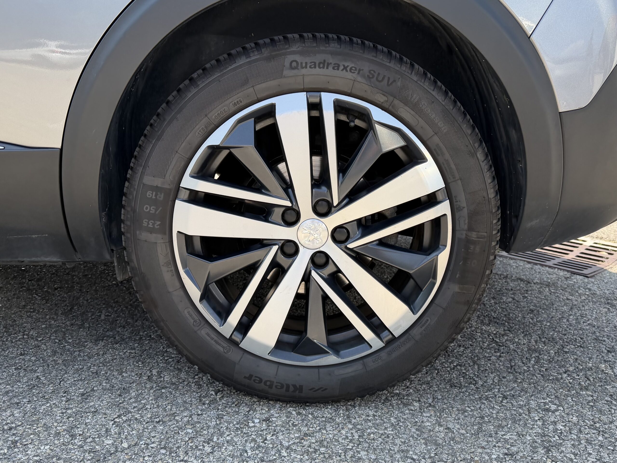 PEUGEOT 5008 GT 2.0 BlueHDi EAT8 S&S 180cv
