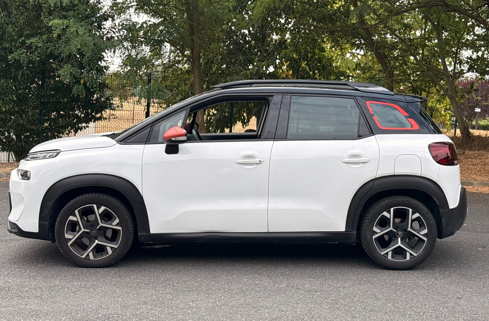 Citroën C3 Aircross Shine 1.2 PureTech 130 ch EAT6 Boite auto / Entretiens en concession