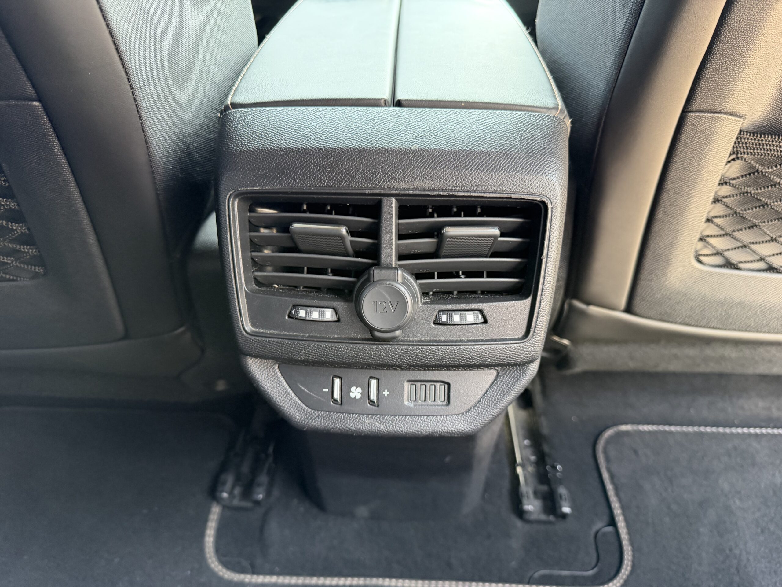 PEUGEOT 5008 GT 2.0 BlueHDi EAT8 S&S 180cv