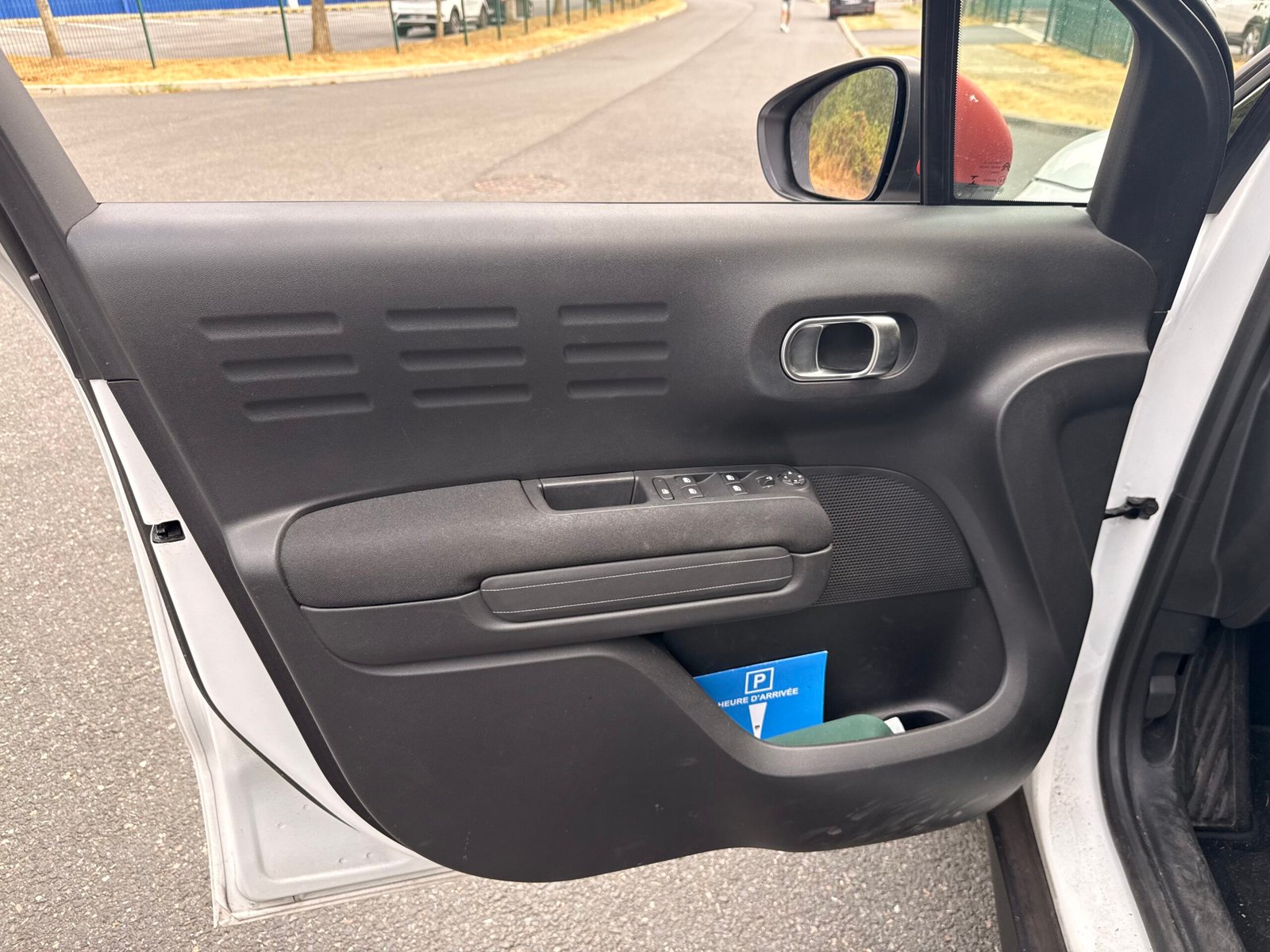 Citroën C3 Aircross Shine 1.2 PureTech 130 ch EAT6 Boite auto / Entretiens en concession