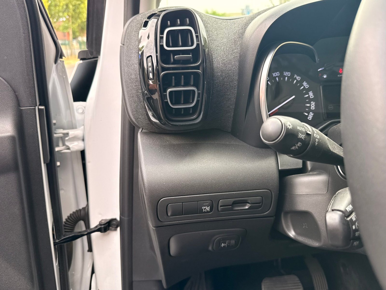 Citroën C3 Aircross Shine 1.2 PureTech 130 ch EAT6 Boite auto / Entretiens en concession