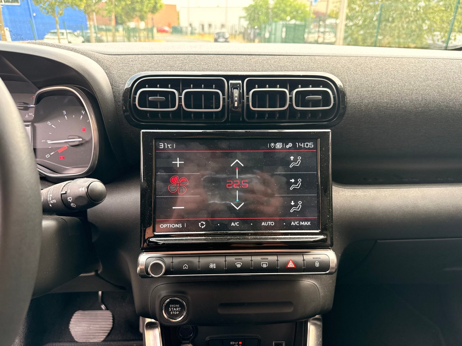 Citroën C3 Aircross Shine 1.2 PureTech 130 ch EAT6 Boite auto / Entretiens en concession