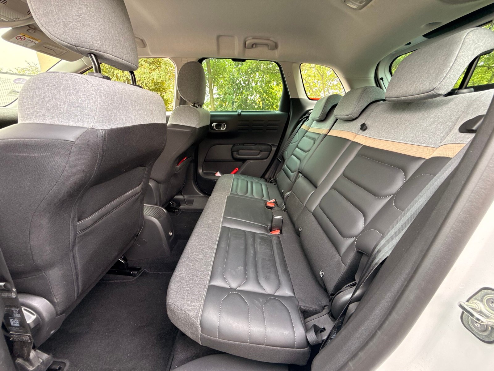 Citroën C3 Aircross Shine 1.2 PureTech 130 ch EAT6 Boite auto / Entretiens en concession