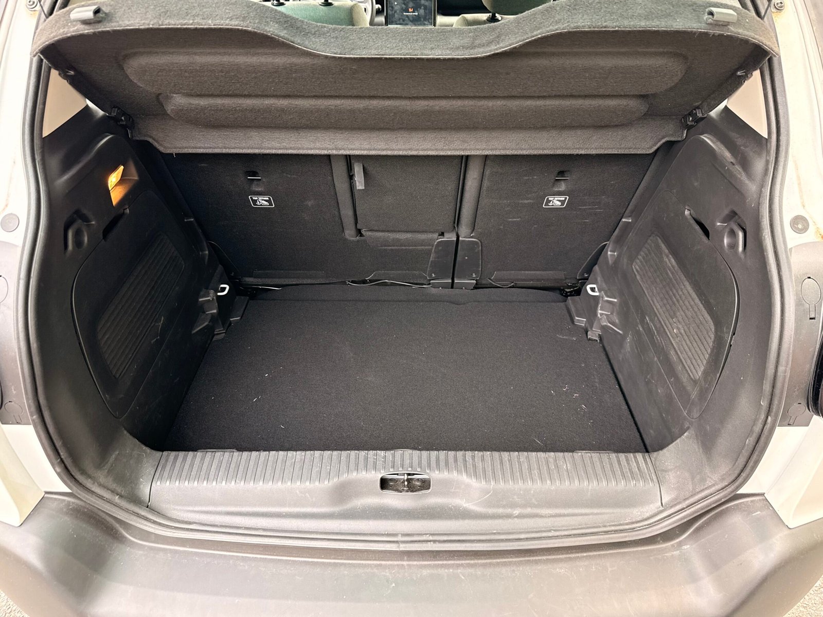 Citroën C3 Aircross Shine 1.2 PureTech 130 ch EAT6 Boite auto / Entretiens en concession
