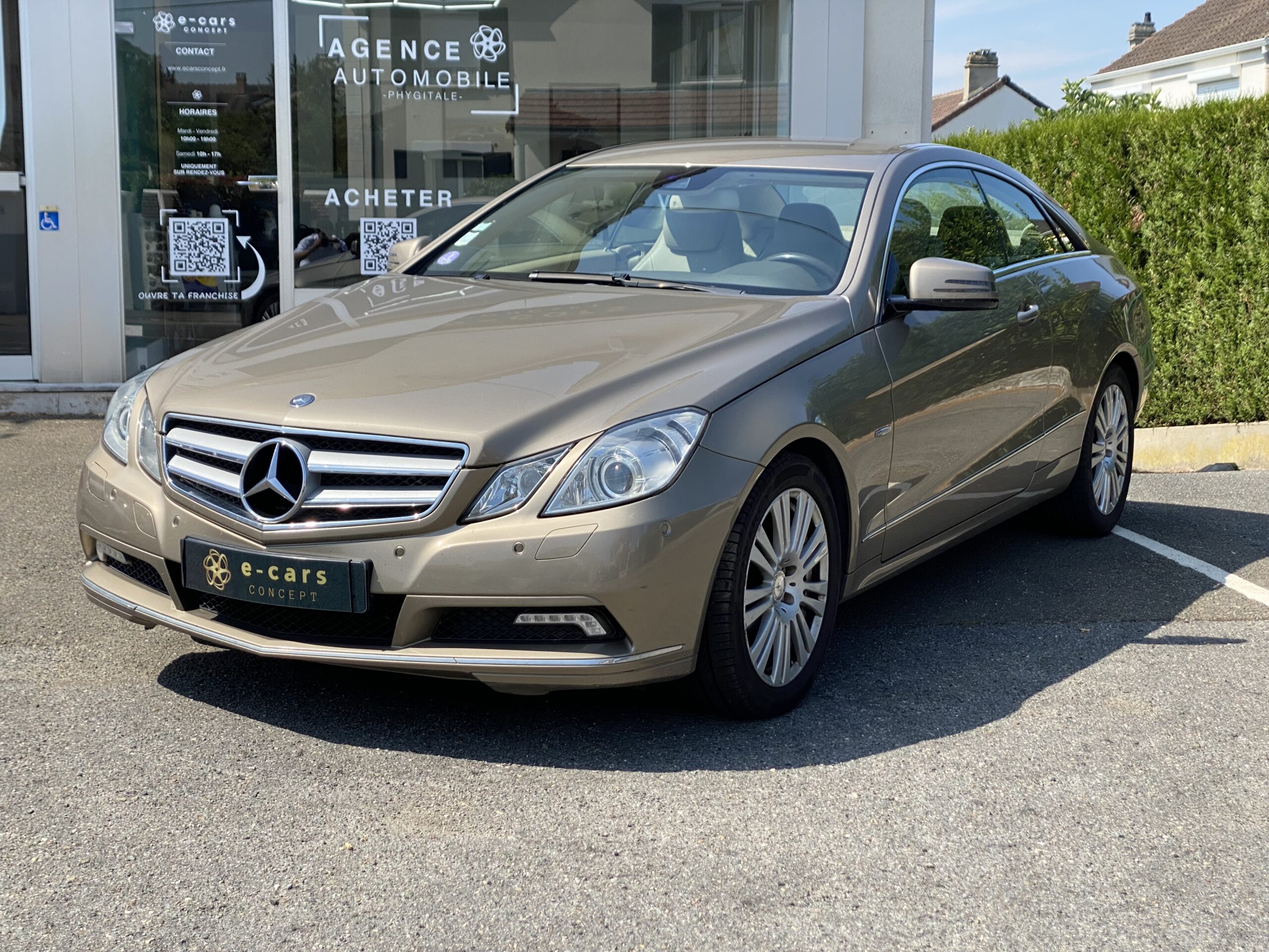 MERCEDES-BENZ Classe E Coupé Executive 350 CGI 3.5 V6 7G-TRONIC BlueEFFICIENCY 292 cv Boîte auto