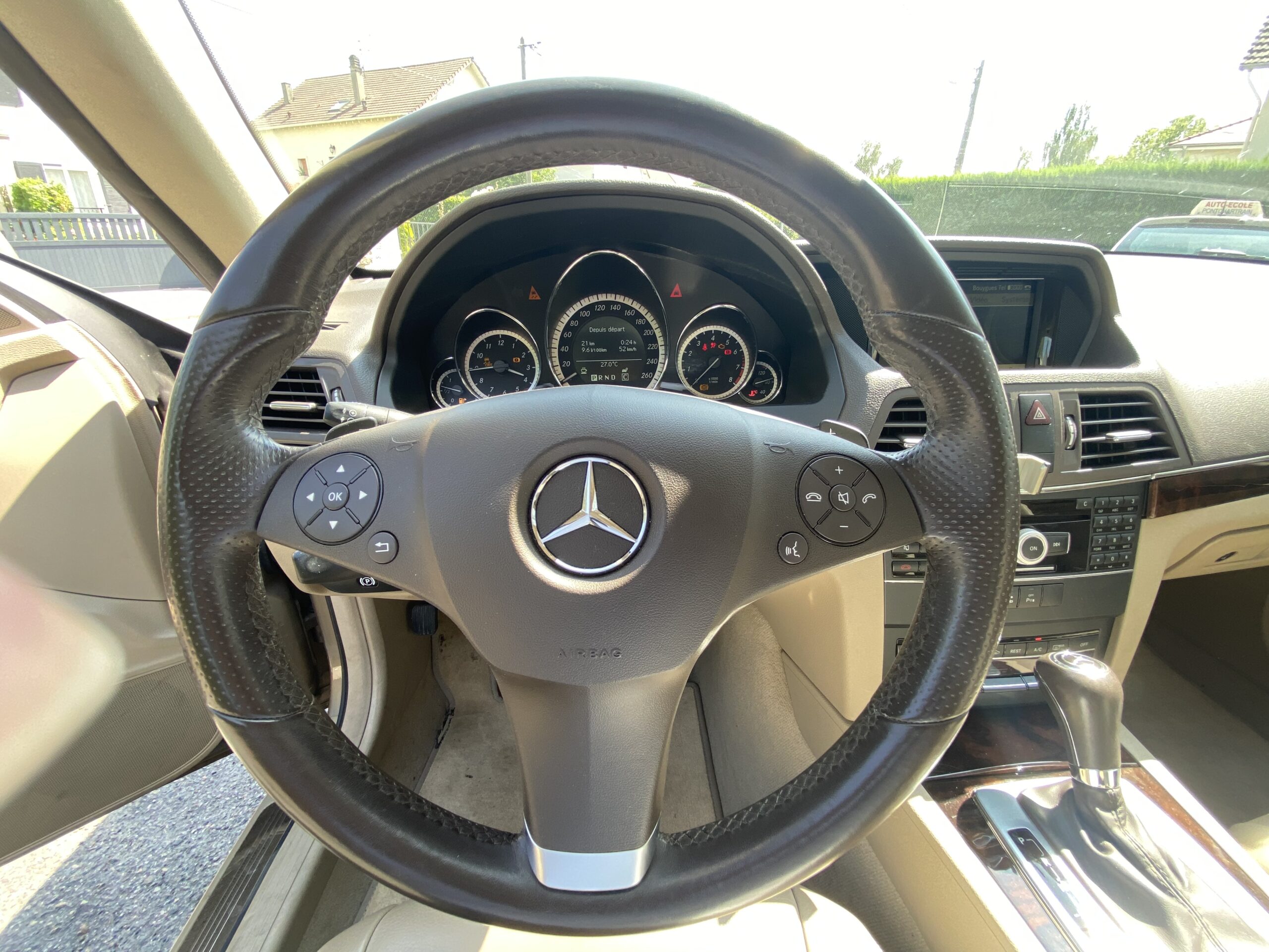 MERCEDES-BENZ Classe E Coupé Executive 350 CGI 3.5 V6 7G-TRONIC BlueEFFICIENCY 292 cv Boîte auto
