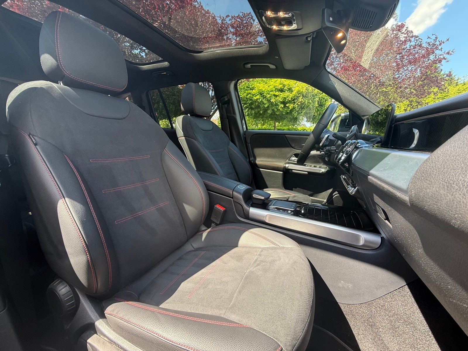 MERCEDES GLB 250 4MATIC AMG LINE 8G-DCT