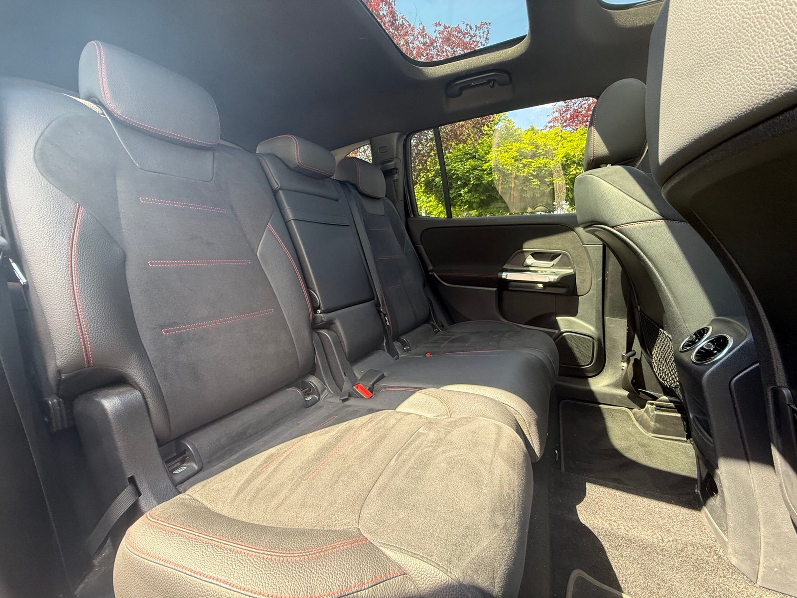 MERCEDES GLB 250 4MATIC AMG LINE 8G-DCT