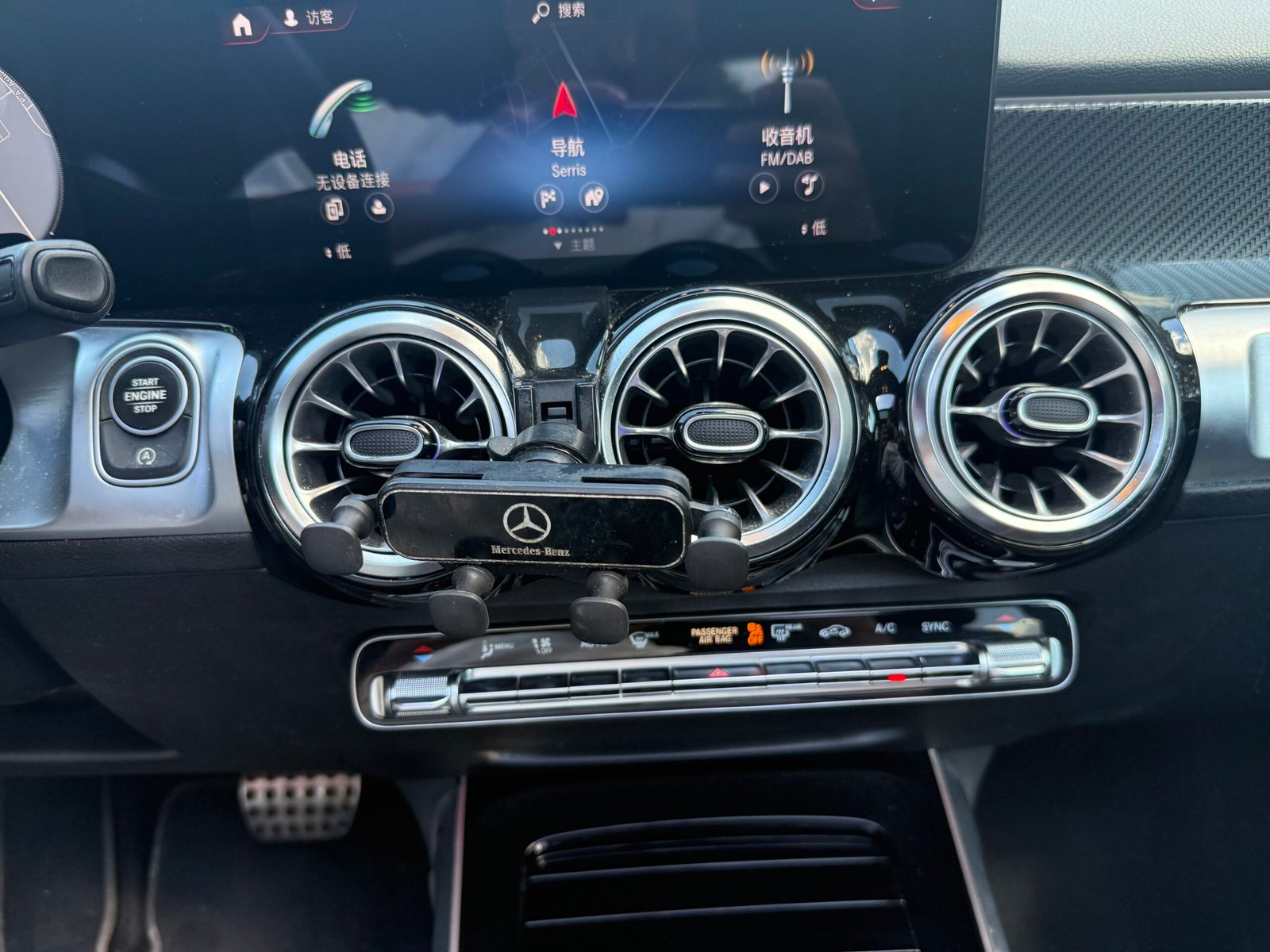 MERCEDES GLB 250 4MATIC AMG LINE 8G-DCT