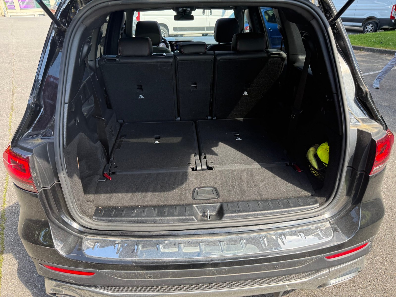 MERCEDES GLB 250 4MATIC AMG LINE 8G-DCT