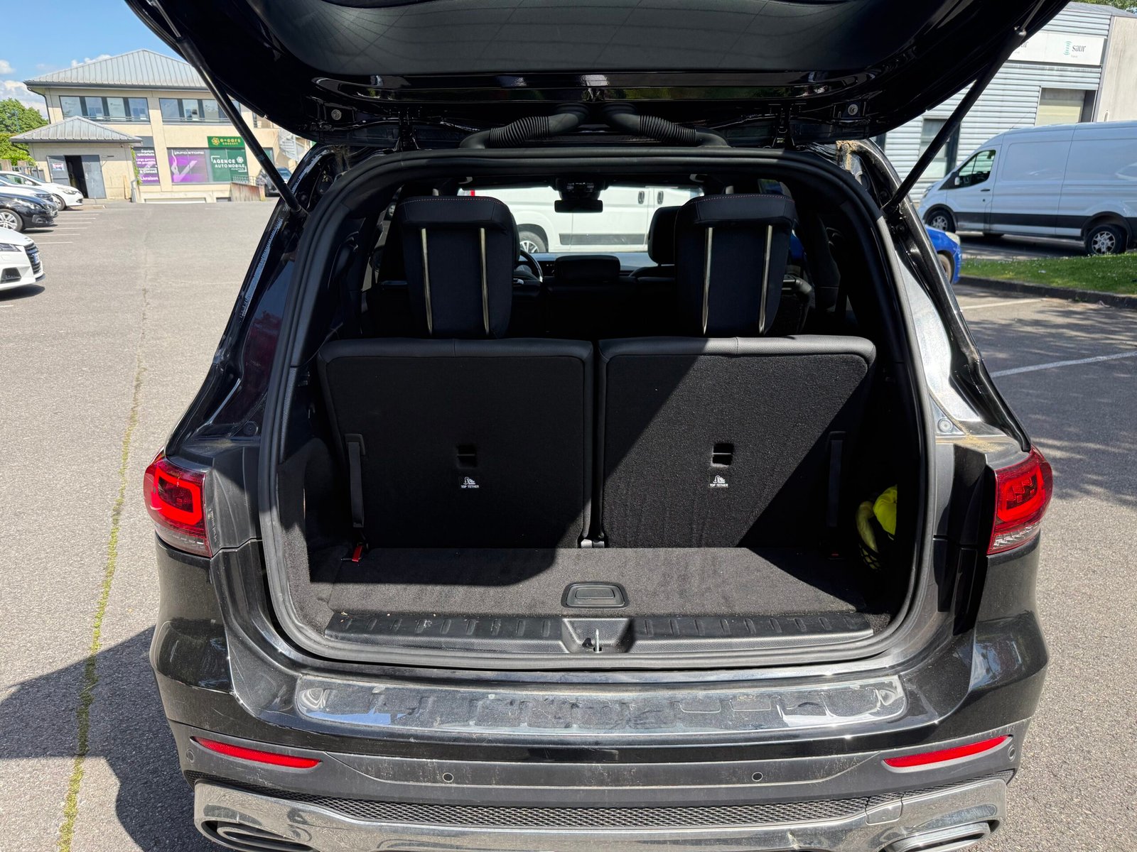 MERCEDES GLB 250 4MATIC AMG LINE 8G-DCT