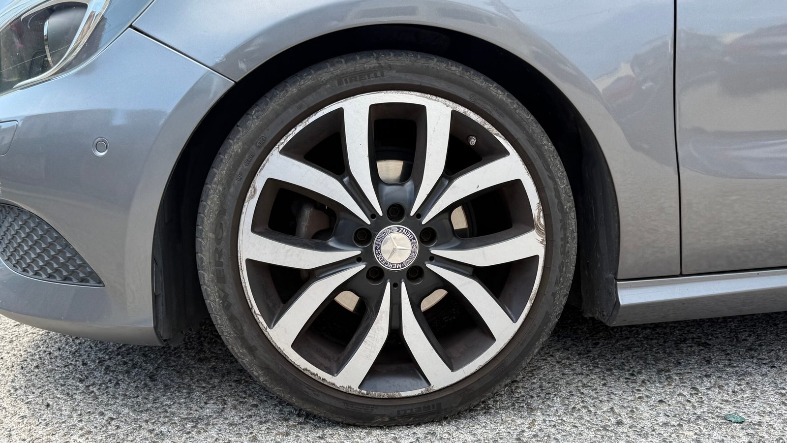 MERCEDES-BENZ CLASSE A 180 d FASCINATION 7G-DCT