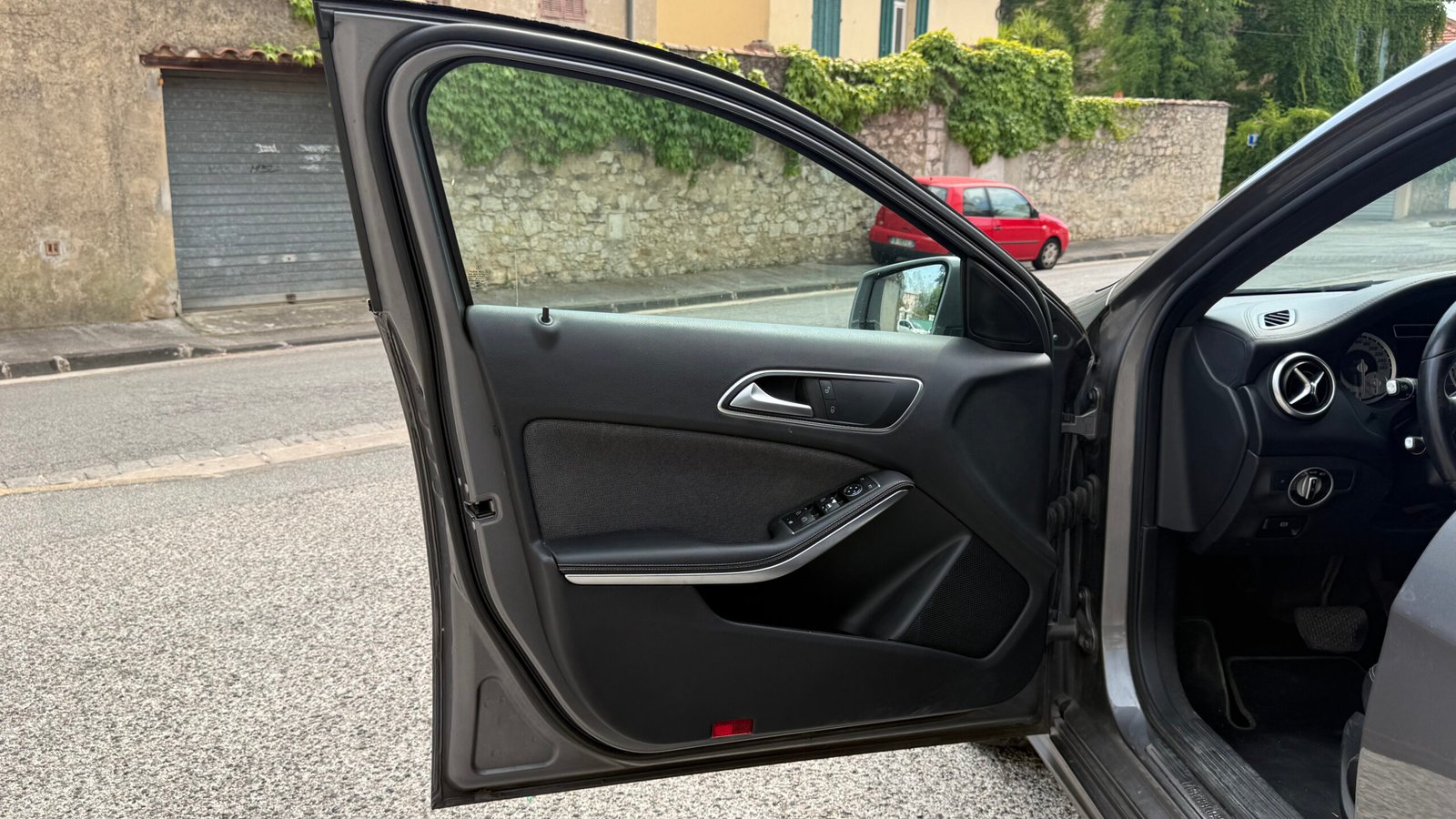 MERCEDES-BENZ CLASSE A 180 d FASCINATION 7G-DCT