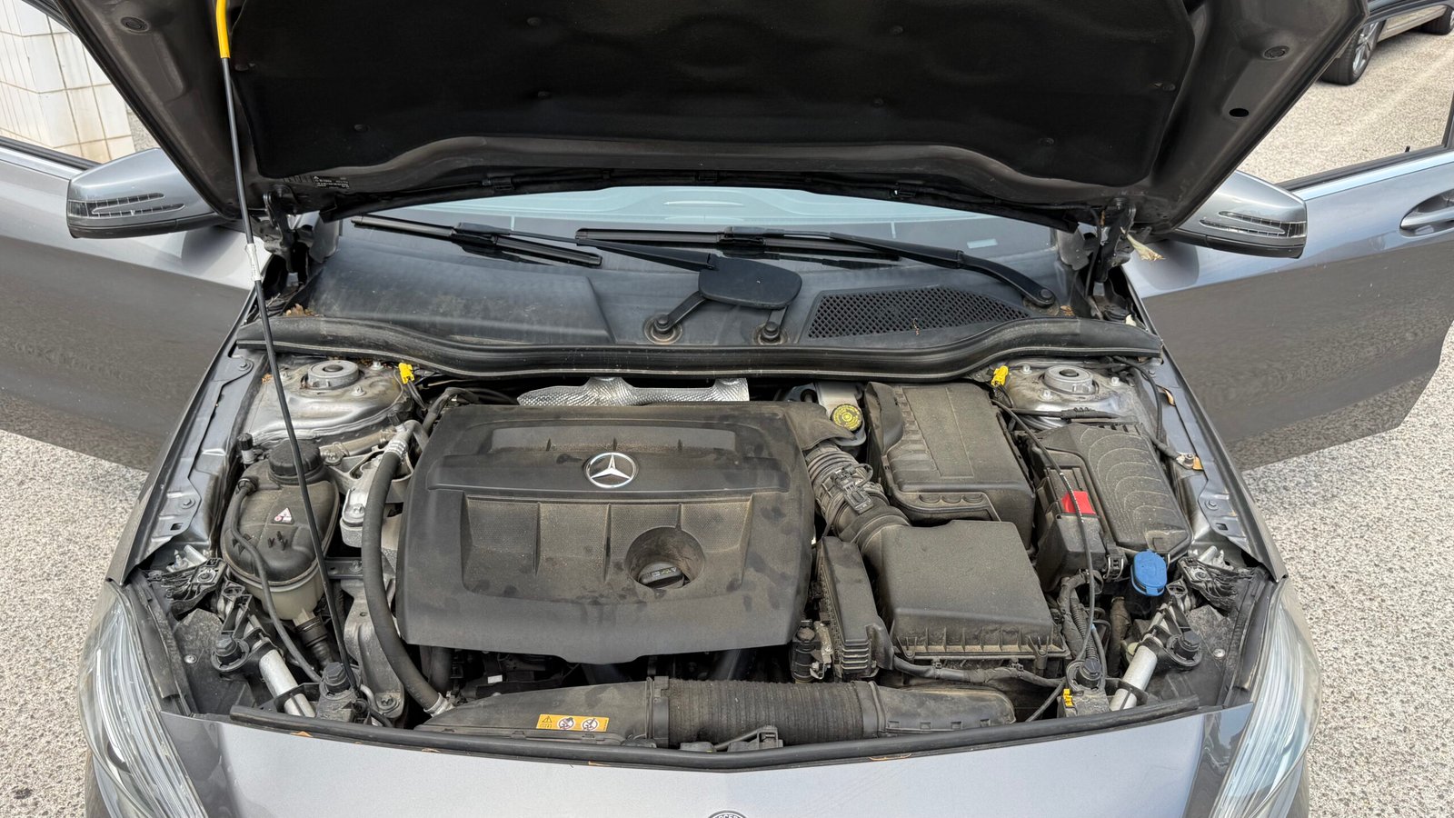 MERCEDES-BENZ CLASSE A 180 d FASCINATION 7G-DCT