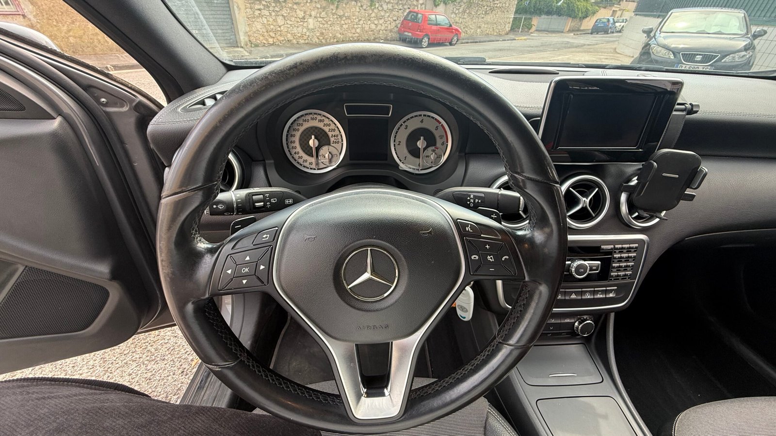 MERCEDES-BENZ CLASSE A 180 d FASCINATION 7G-DCT