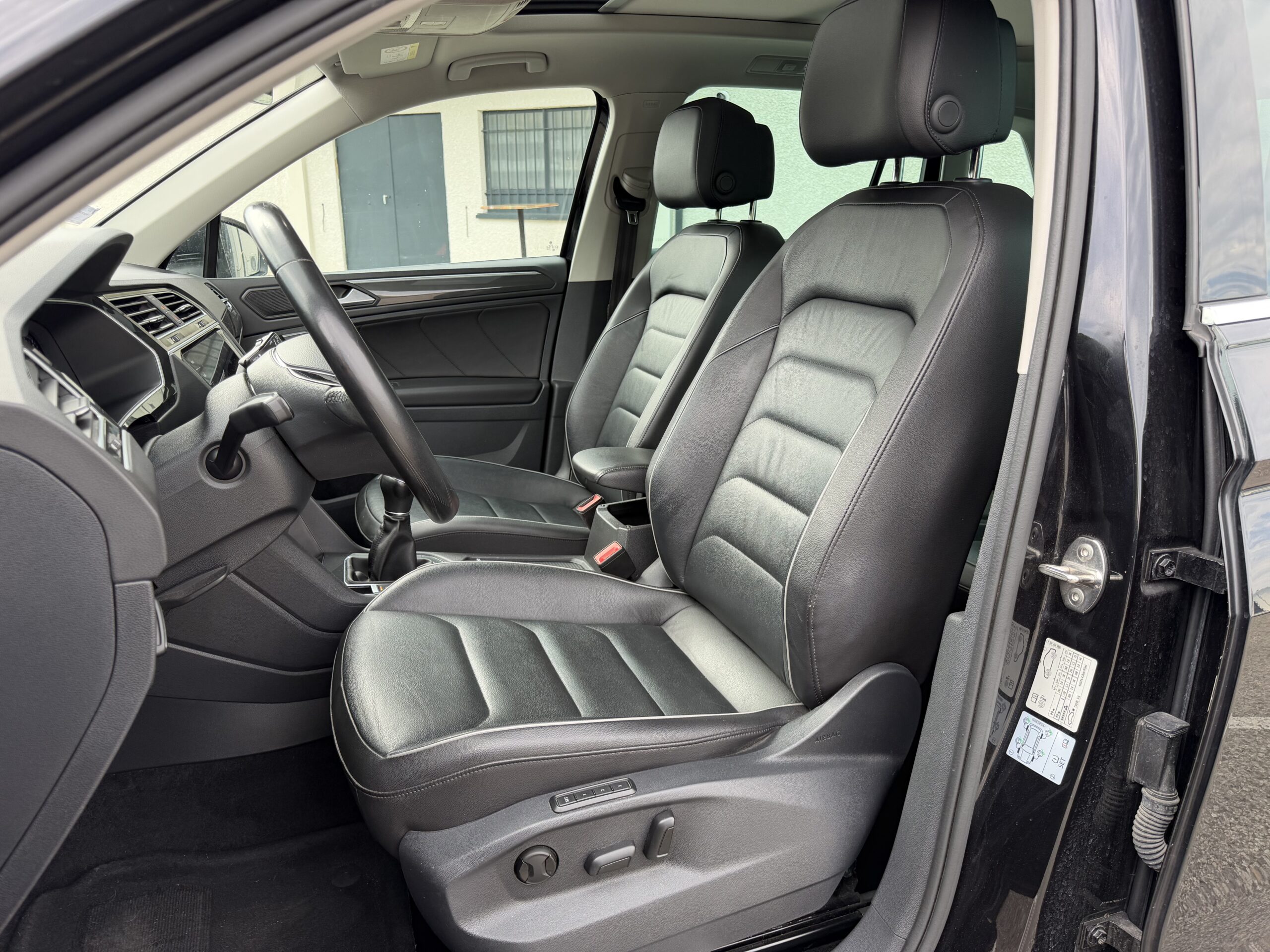 VOLKSWAGEN Tiguan 2.0 TDI 150 cv CARAT EXCLUSIVE