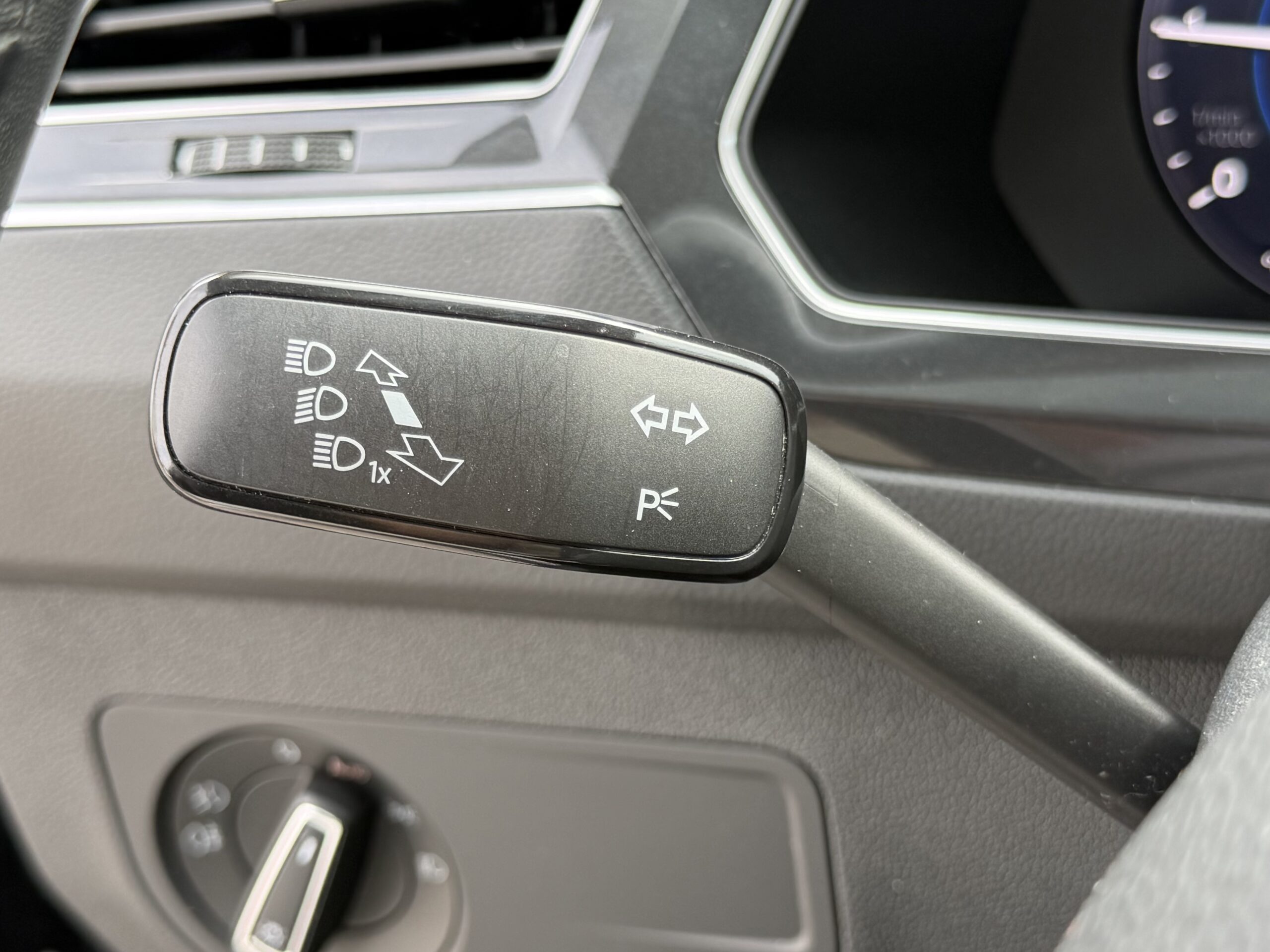 VOLKSWAGEN Tiguan 2.0 TDI 150 cv CARAT EXCLUSIVE