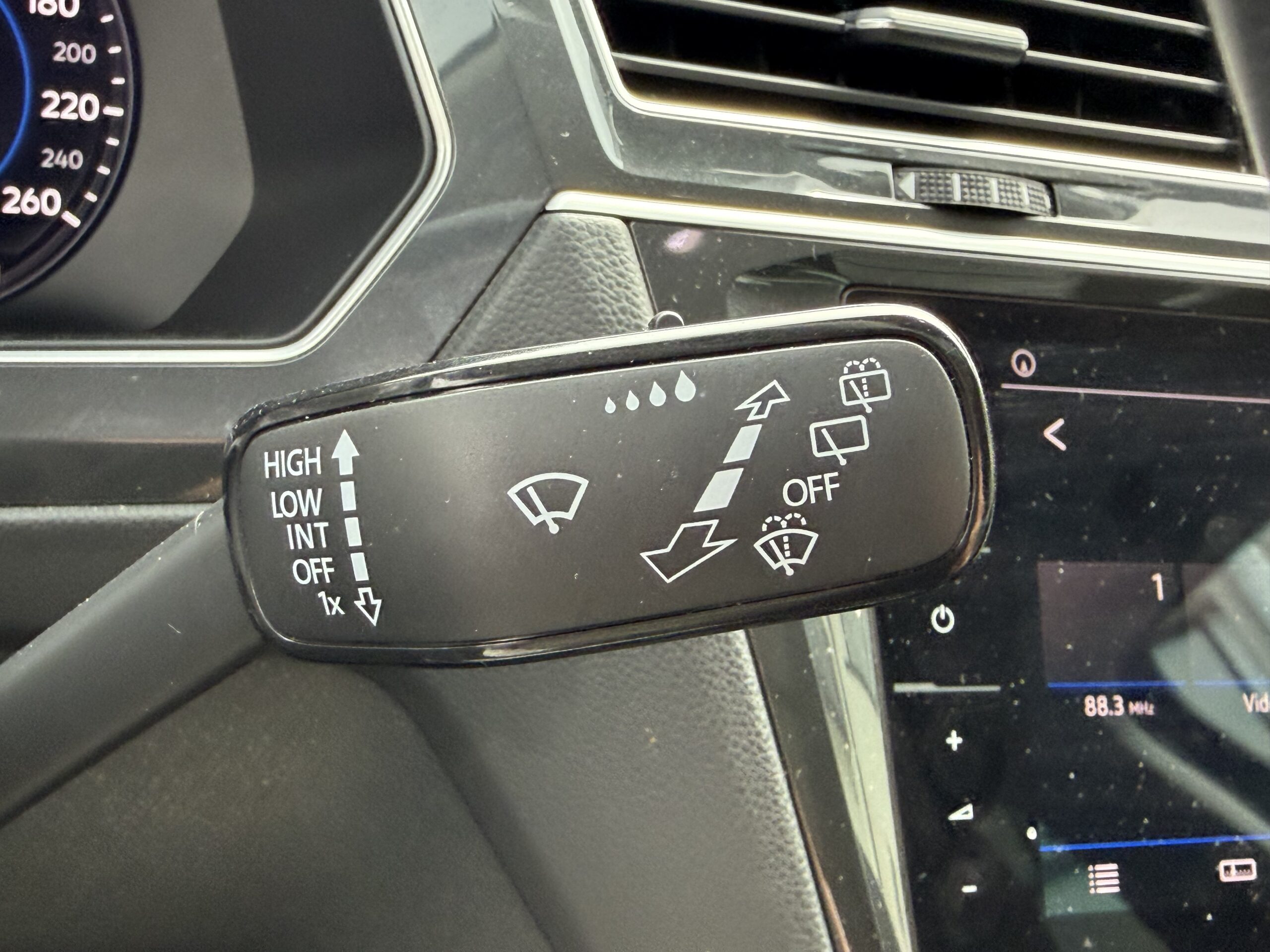 VOLKSWAGEN Tiguan 2.0 TDI 150 cv CARAT EXCLUSIVE