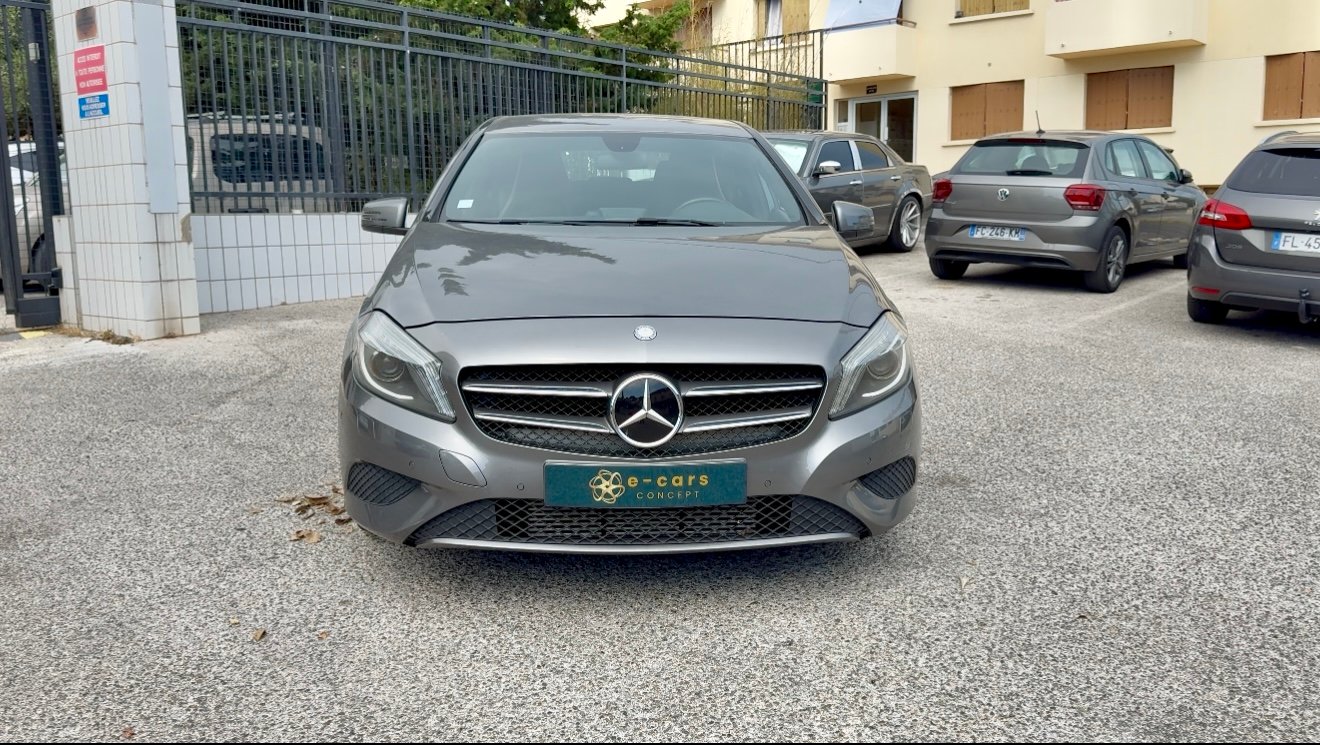 MERCEDES-BENZ CLASSE A 180 d FASCINATION 7G-DCT