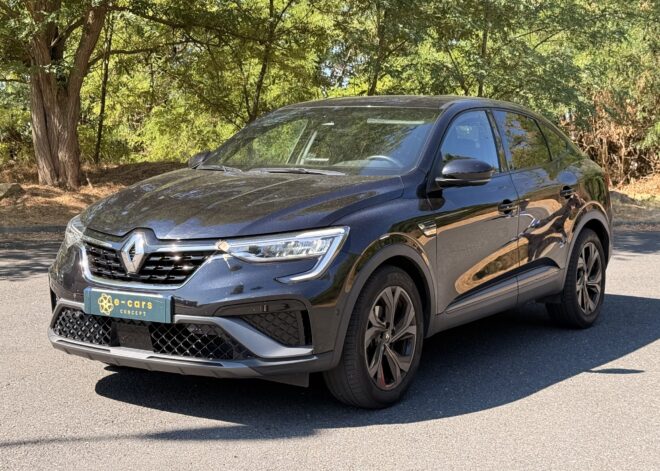 RENAULT Arkana E-TECH 1.6 i 145 Hybrid Boîte auto / RS line
