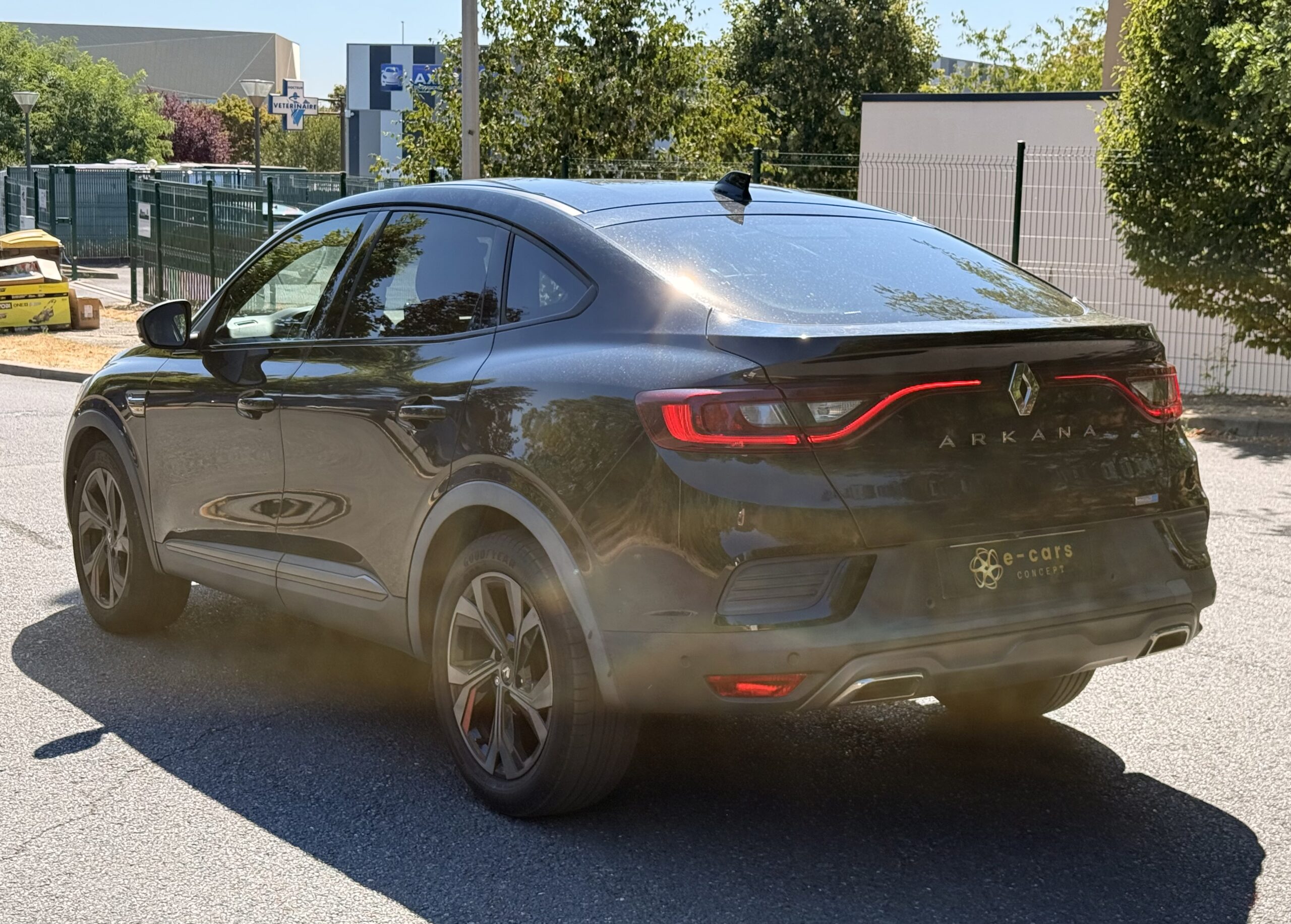 RENAULT Arkana E-TECH 1.6 i 145 Hybrid Boîte auto / RS line