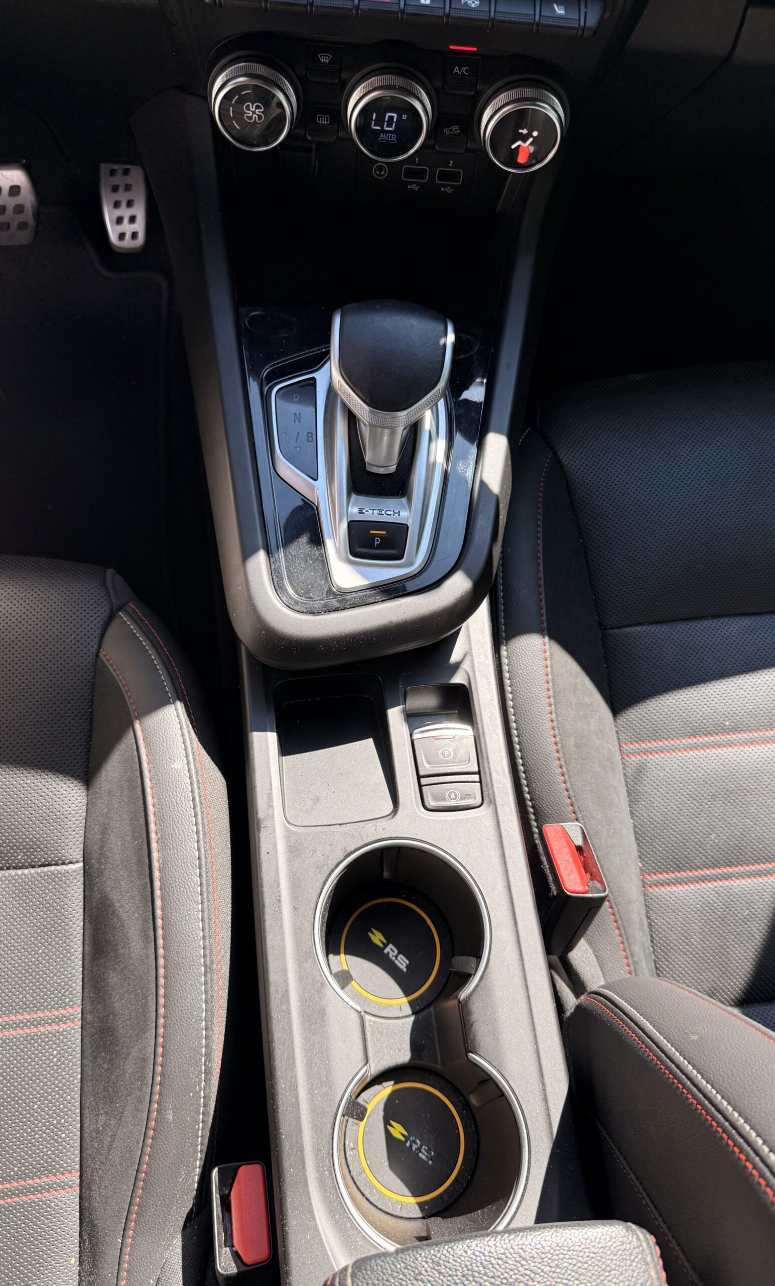 RENAULT Arkana E-TECH 1.6 i 145 Hybrid Boîte auto / RS line