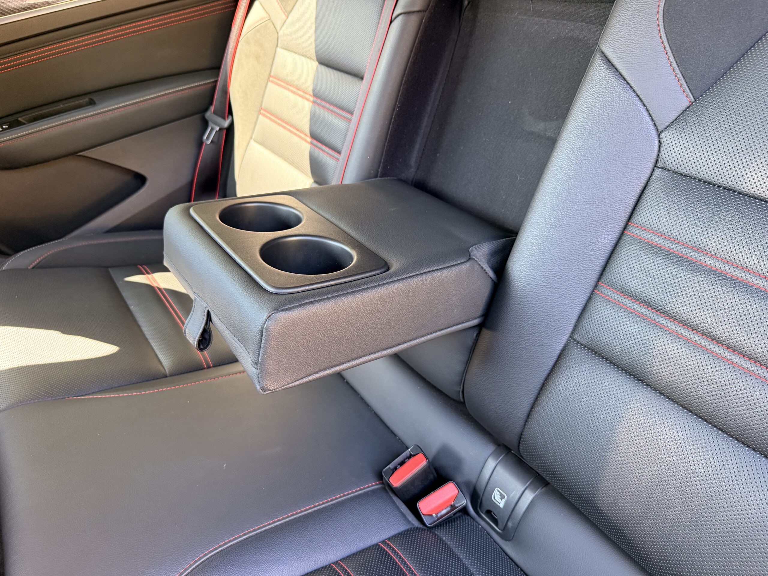 RENAULT Arkana E-TECH 1.6 i 145 Hybrid Boîte auto / RS line