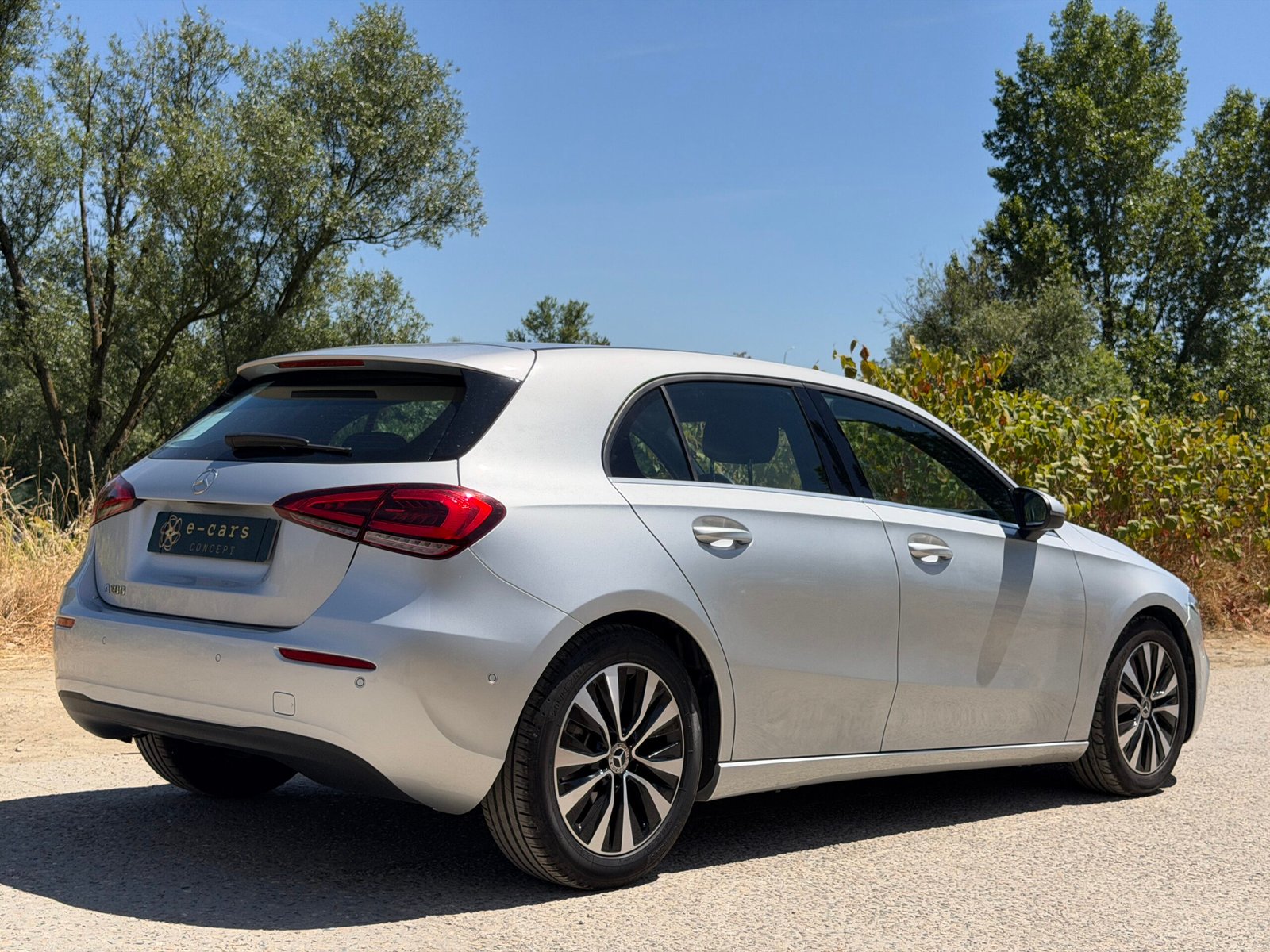 MERCEDES-BENZ Classe A 180 automatique 136ch