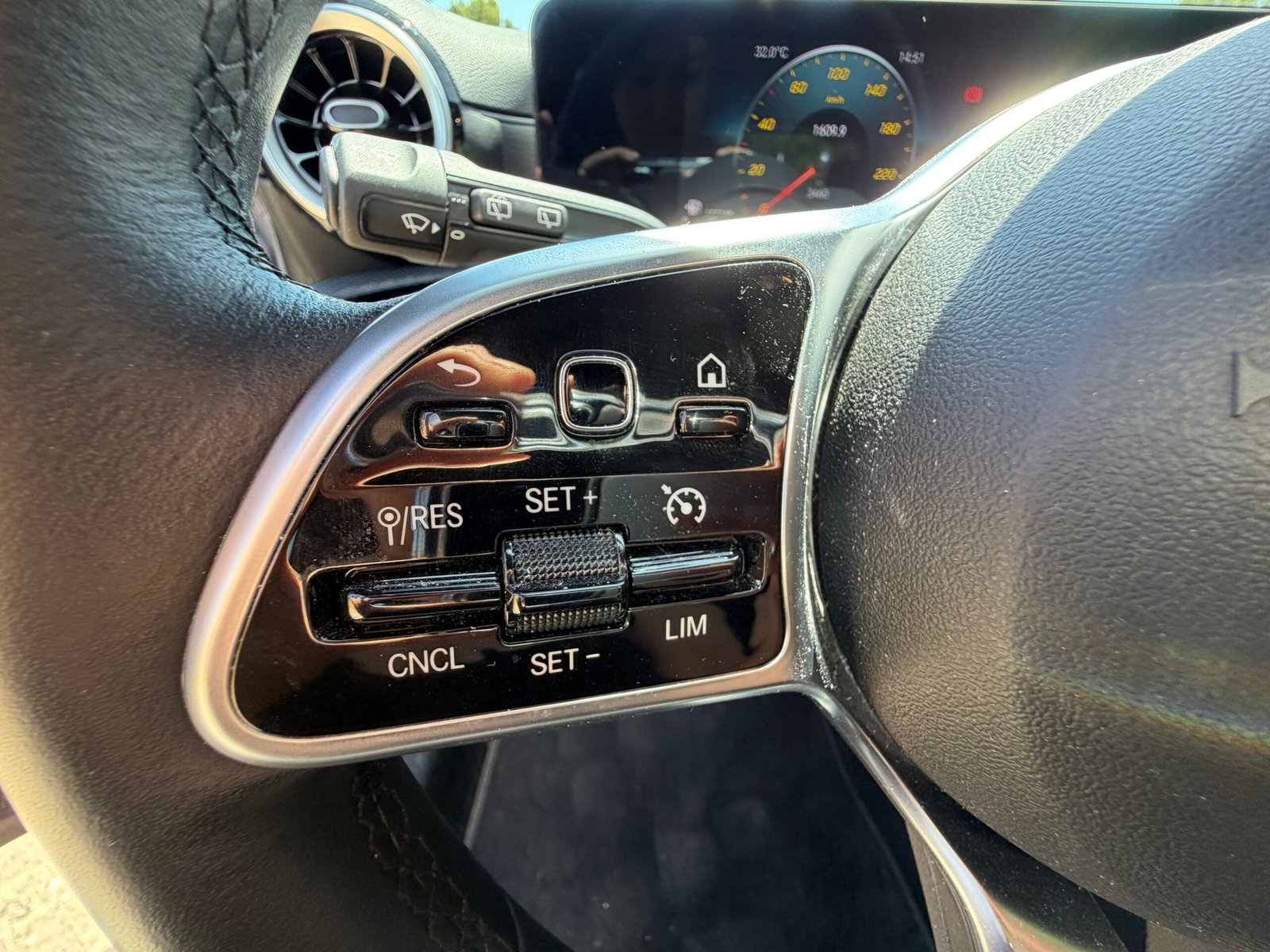MERCEDES-BENZ Classe A 180 automatique 136ch