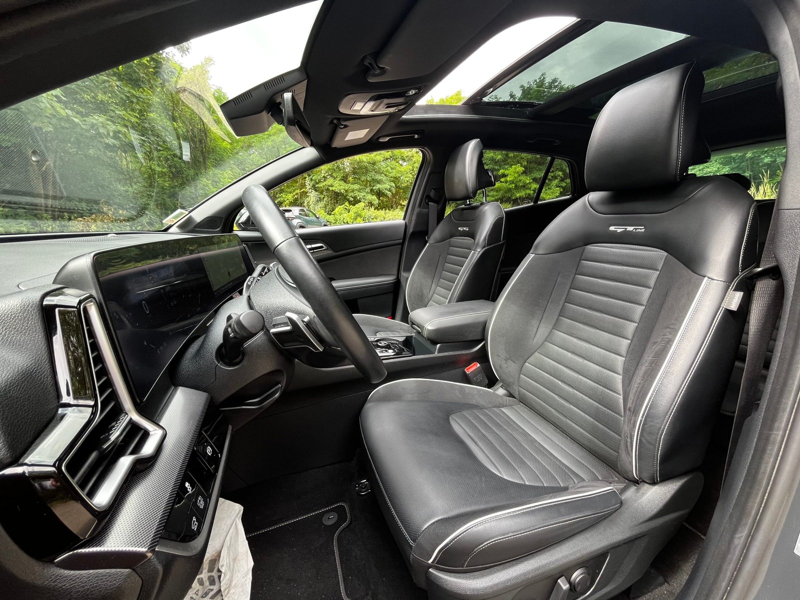 KIA SPORTAGE 1.6 T-GDI Hybrid 4×2 GT line Premium