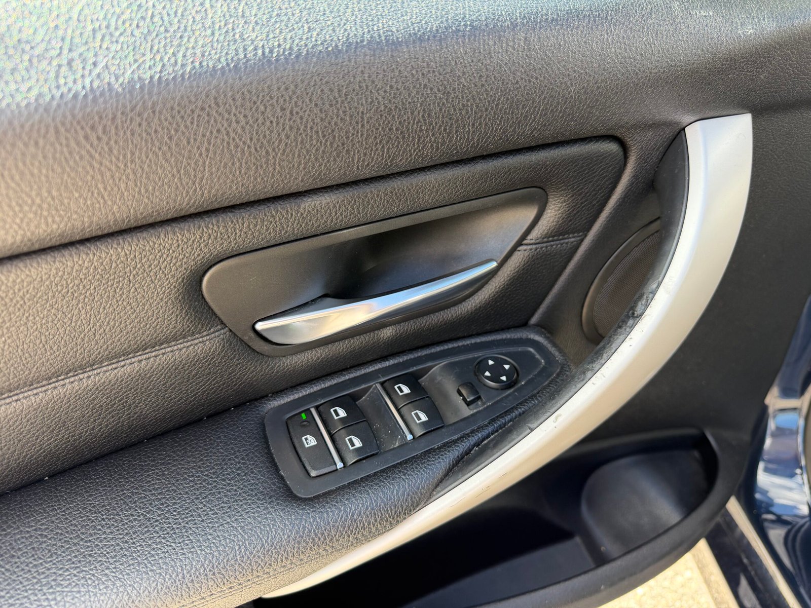 BMW Série 3 F30 Berline 318d 2.0 d 16V 150 cv
